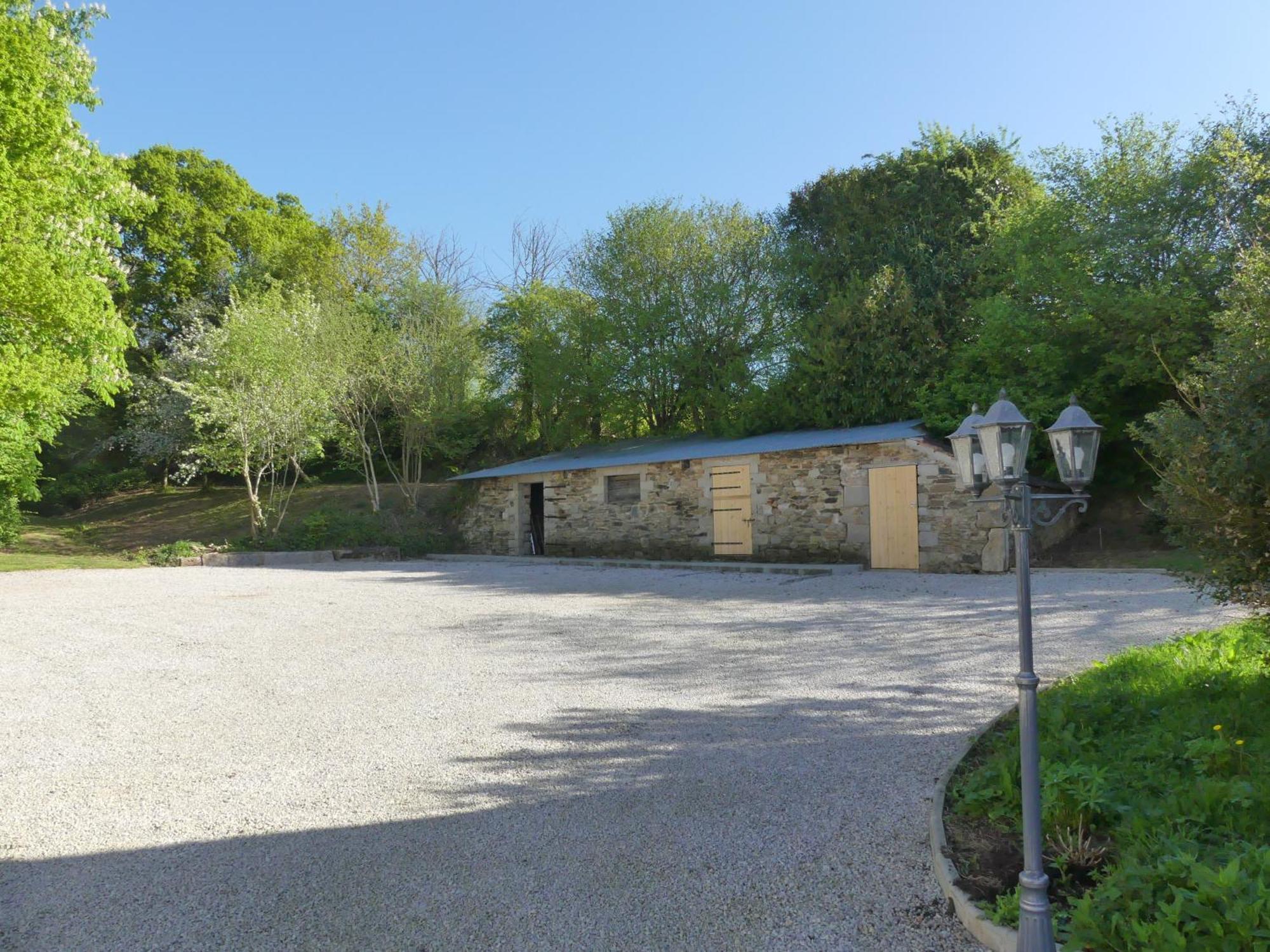 La Vallee Joly Le Vast Exterior photo